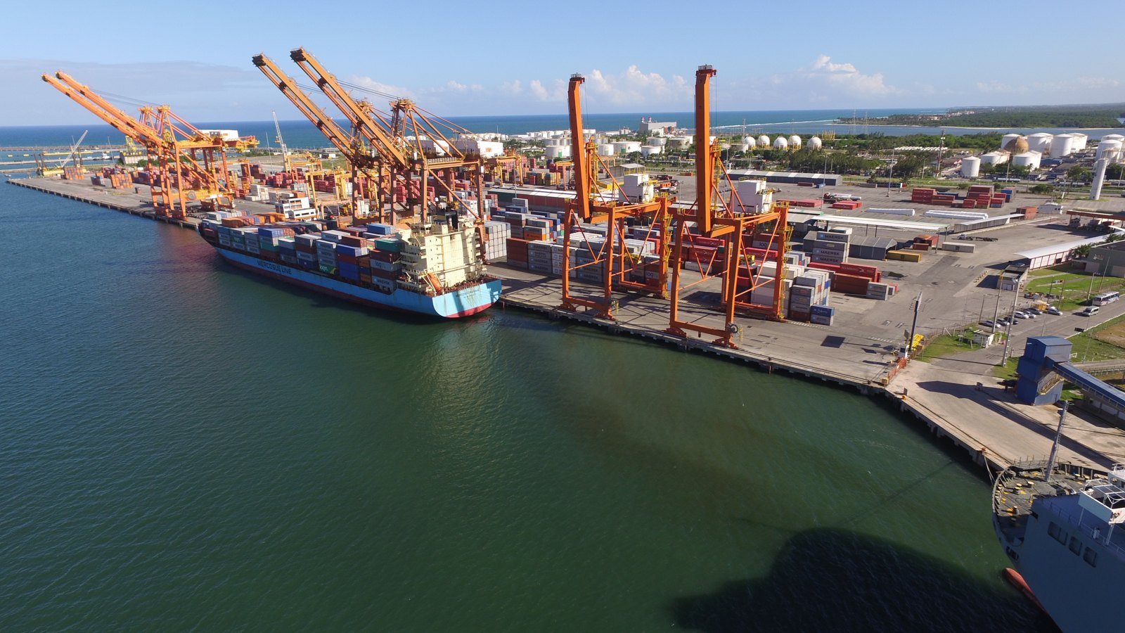 Vista do Porto de Suape